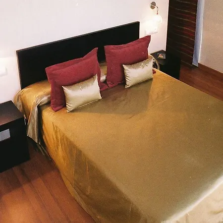 Hotel Yit El Postigo