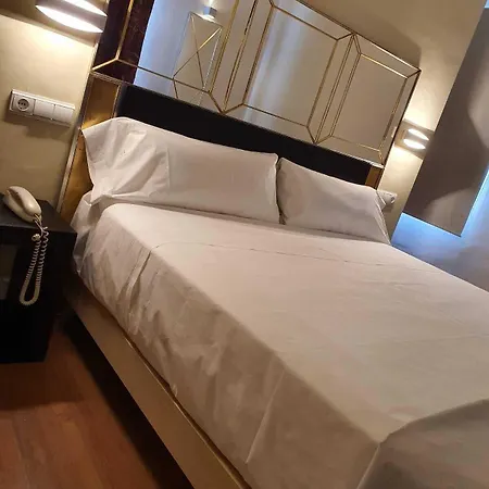 Hotel Yit El Postigo