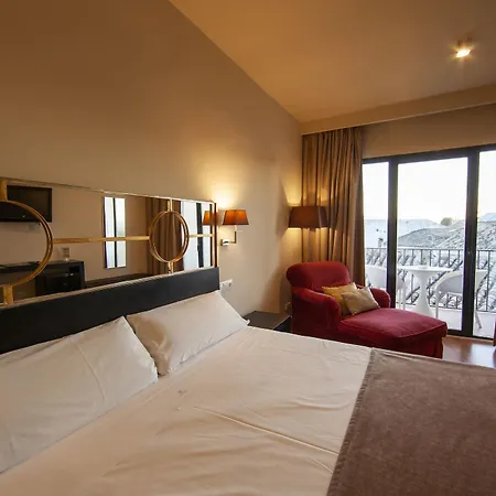 Hotel Yit El Postigo 4*