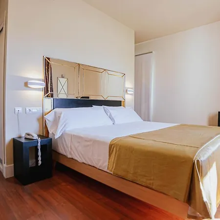 Yit El Postigo Hotel